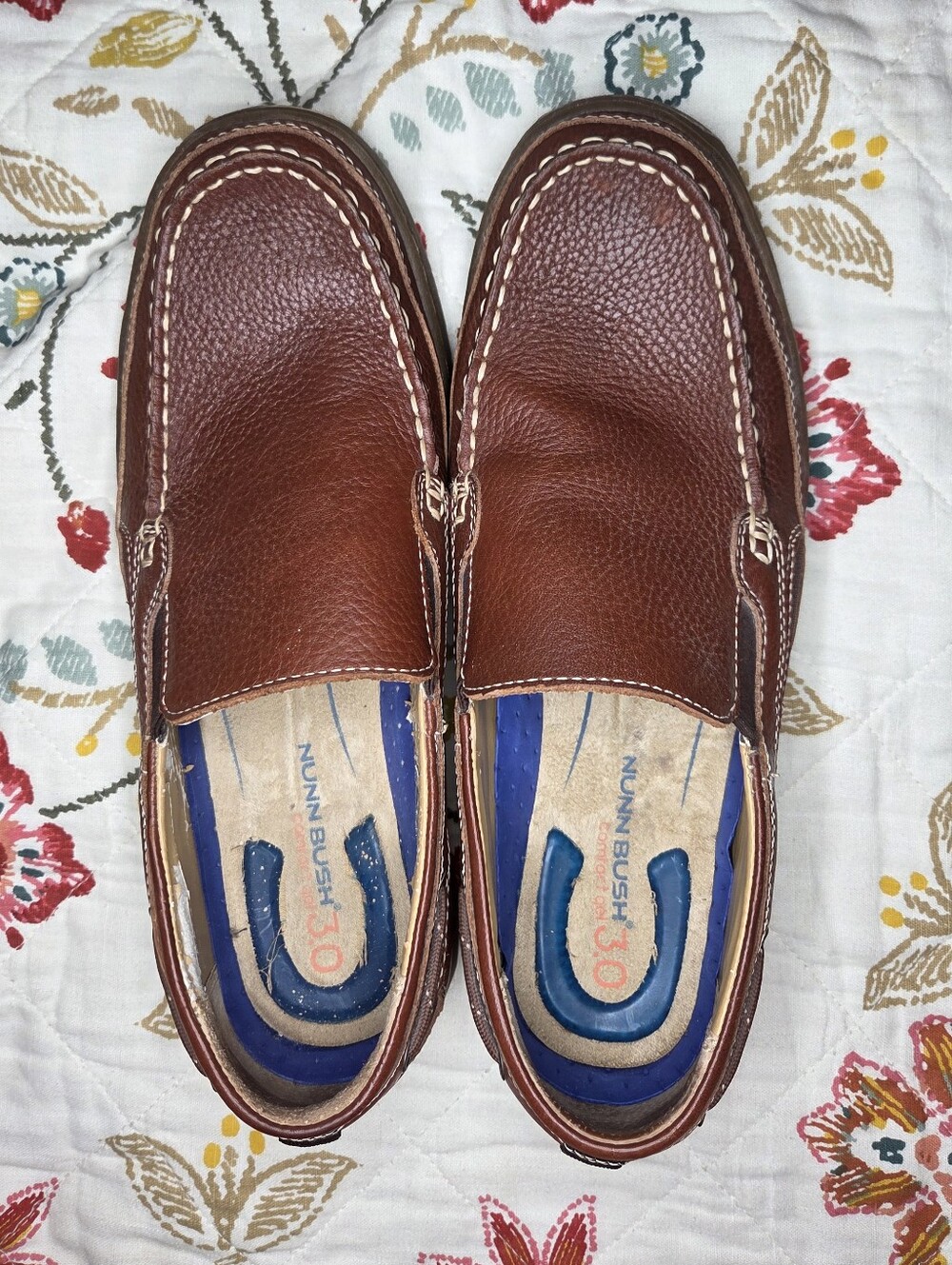 Men's brown leather Nunn Bush loafers size 10½